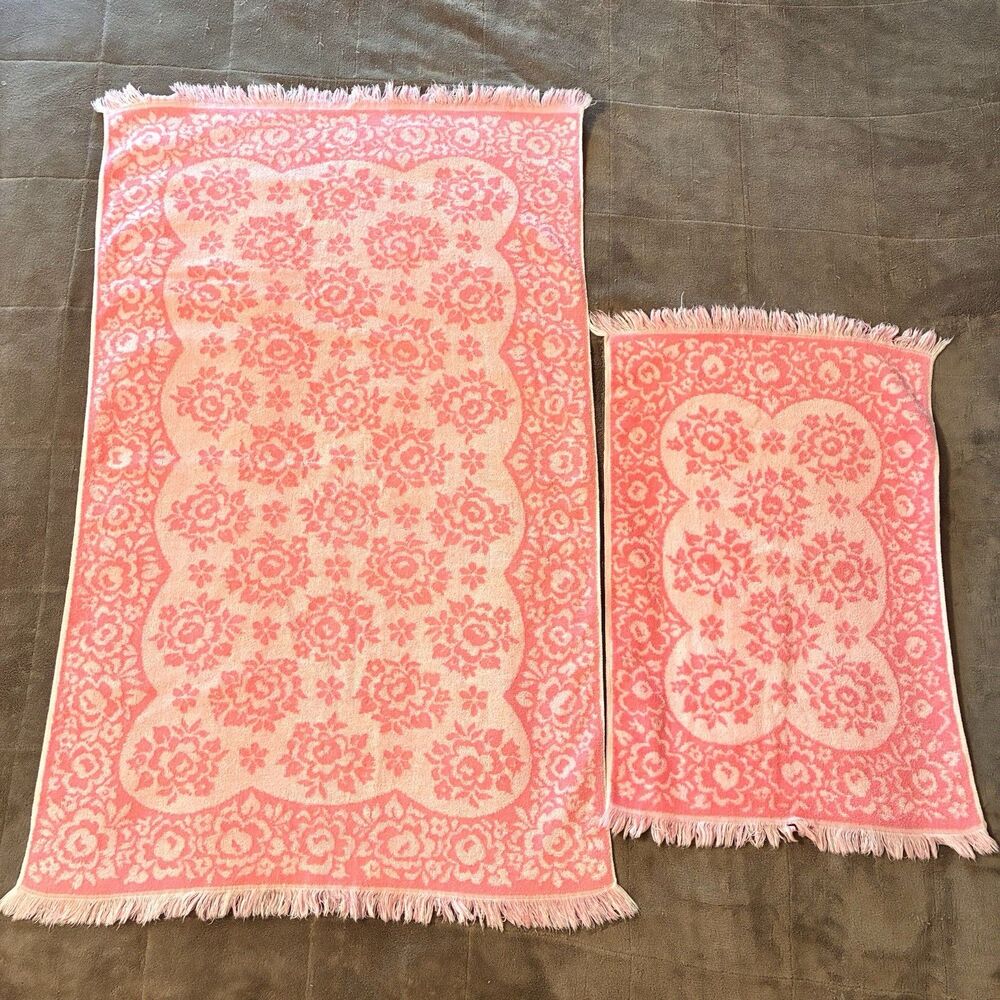 Set of 2 Pink Sears Drylon Reversible Floral Medallion Vintage Bath Hand Towels